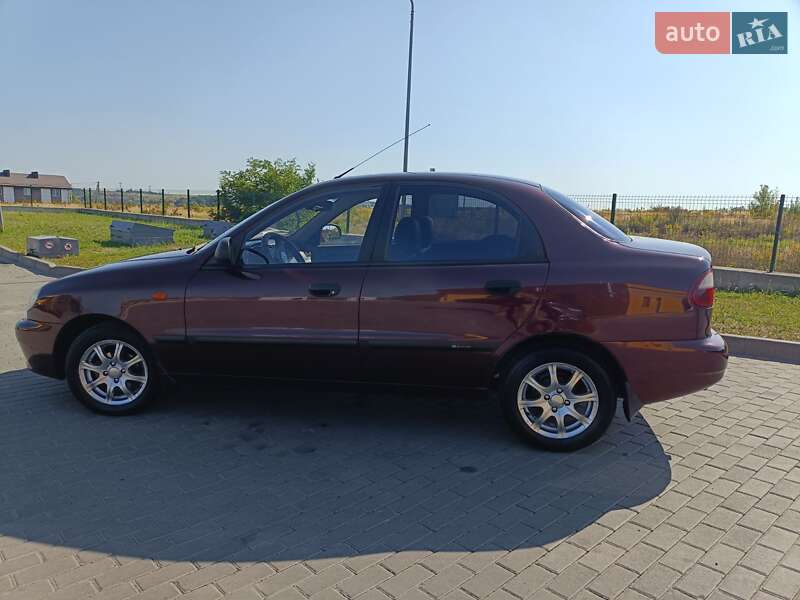 Седан ЗАЗ Lanos 2010 в Рівному