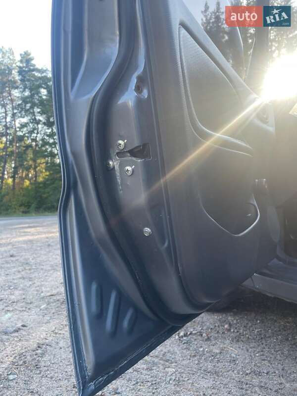 Седан ЗАЗ Lanos 2008 в Зміїві