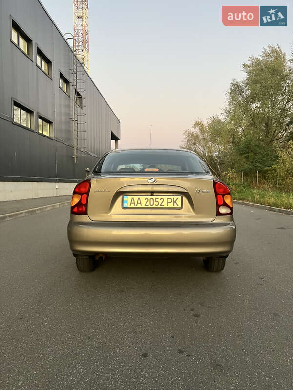 Седан ЗАЗ Lanos 2011 в Киеве