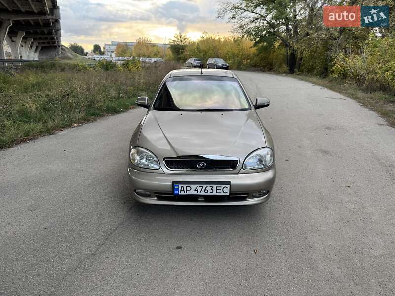 Седан ЗАЗ Lanos 2015 в Днепре