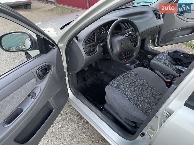 Седан ЗАЗ Lanos 2010 в Нікополі