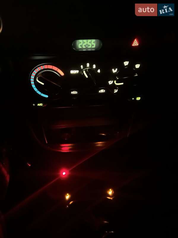 Седан ЗАЗ Lanos 2012 в Львові фото 21 Седан ЗАЗ Lanos 2012 в Львові