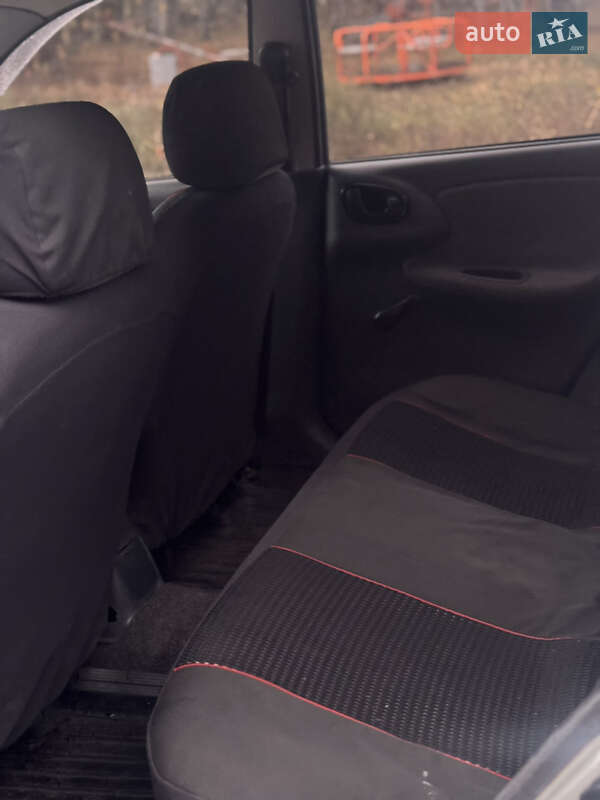 Седан ЗАЗ Lanos 2006 в Днепре