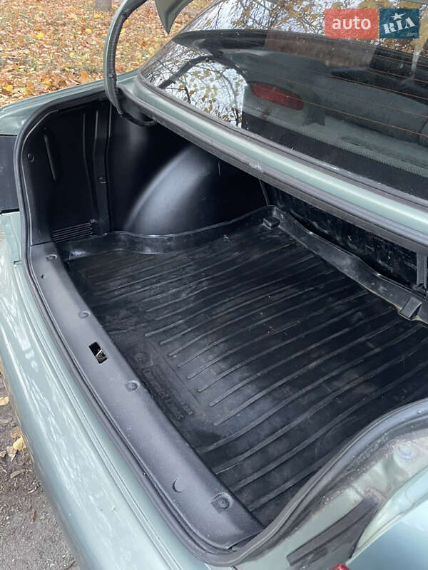 Седан ЗАЗ Lanos 2010 в Киеве