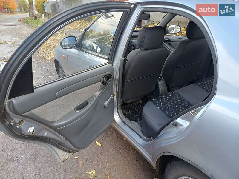 Седан ЗАЗ Lanos 2010 в Лебедині