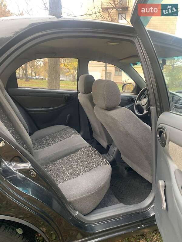 Седан ЗАЗ Lanos 2011 в Києві