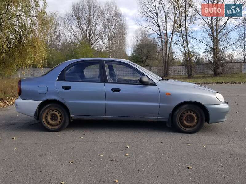 Седан ЗАЗ Lanos 2010 в Киеве
