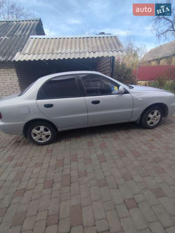 Седан ЗАЗ Lanos 2013 в Тернополе