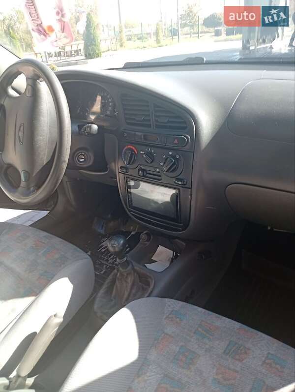 Седан ЗАЗ Lanos 2005 в Дергачах