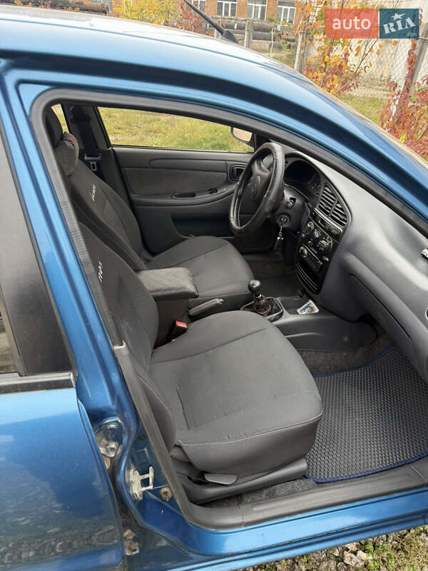 Седан ЗАЗ Lanos 2011 в Хмельницком