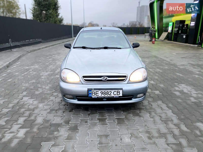 Седан ЗАЗ Lanos 2011 в Днепре