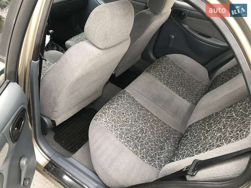 Седан ЗАЗ Lanos 2011 в Запорожье