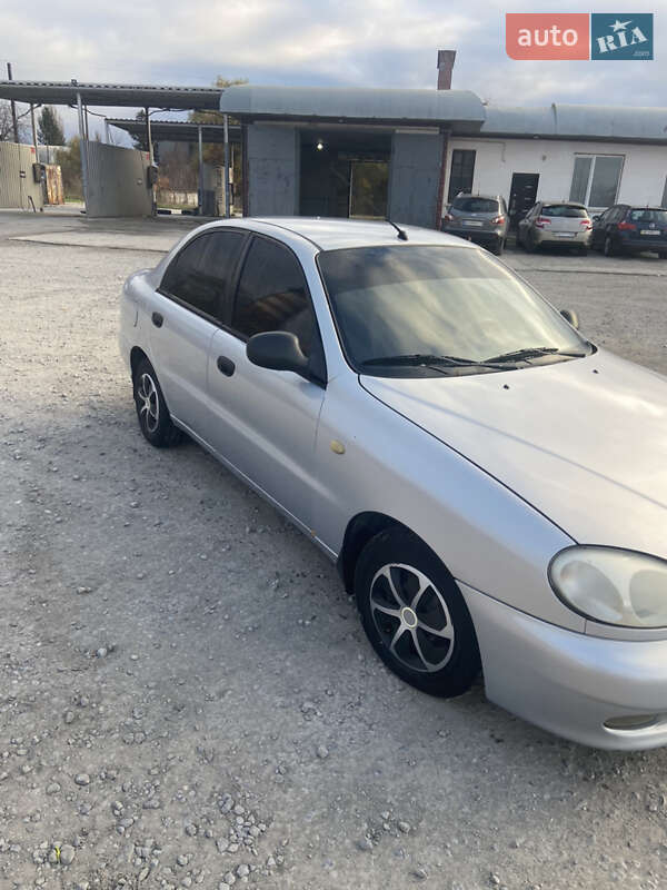 Седан ЗАЗ Lanos 2011 в Кам'янець-Подільському