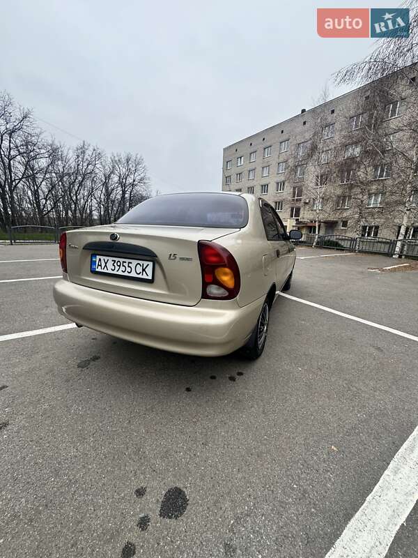 Седан ЗАЗ Lanos 2011 в Зміїві