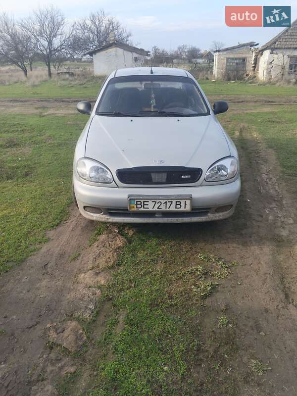 Седан ЗАЗ Lanos 2011 в Николаеве