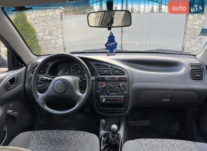 Седан ЗАЗ Lanos 2010 в Тернополе