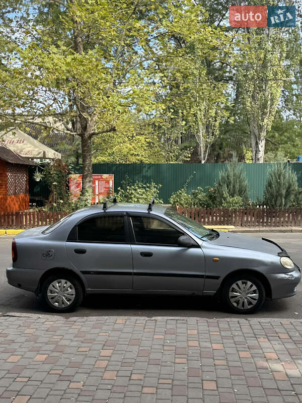 Седан ЗАЗ Lanos 2010 в Николаеве