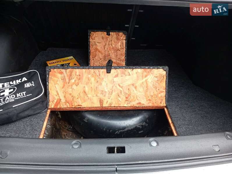 Седан ЗАЗ Lanos 2011 в Полтаве