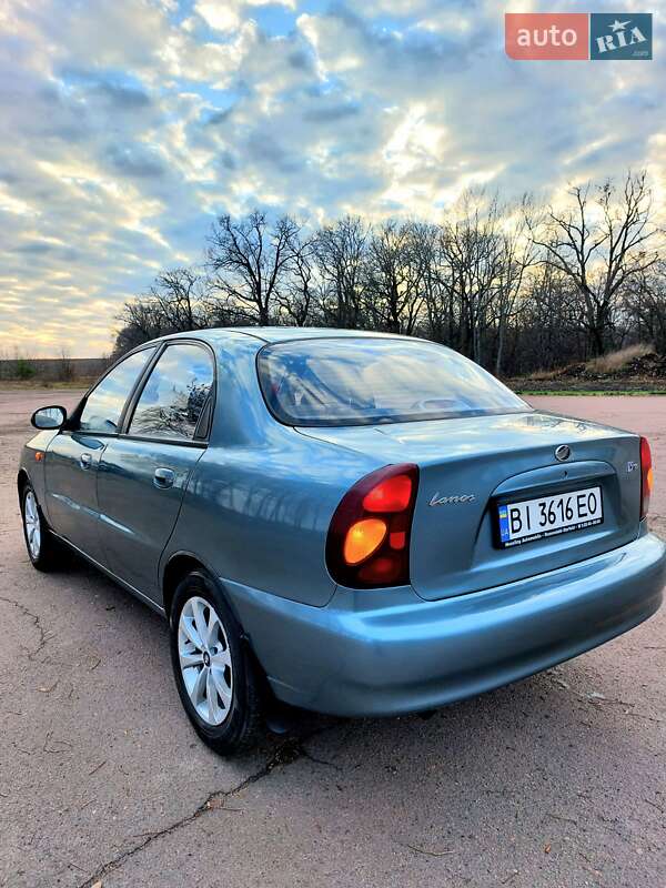 Седан ЗАЗ Lanos 2011 в Тростянце
