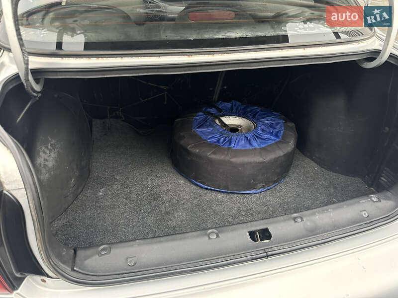 Седан ЗАЗ Lanos 2010 в Днепре