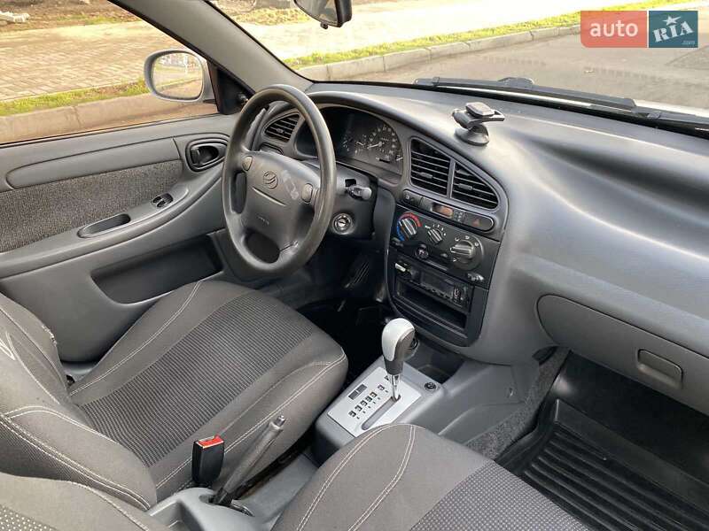 Седан ЗАЗ Lanos 2013 в Николаеве