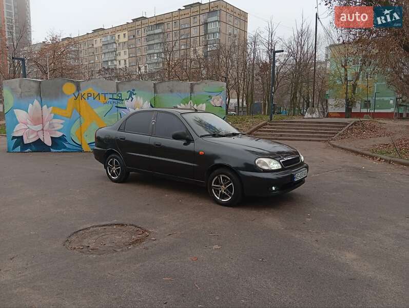 Седан ЗАЗ Lanos 2012 в Днепре