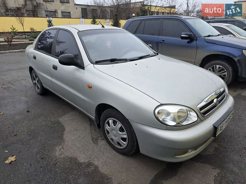 Седан ЗАЗ Lanos 2010 в Новомосковске