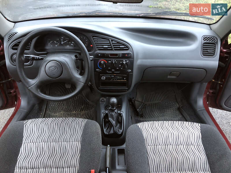 Хетчбек ЗАЗ Lanos 2012 в Івано-Франківську