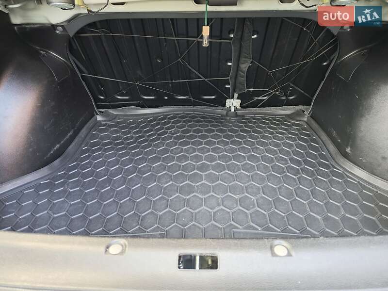 Седан ЗАЗ Lanos 2011 в Полтаве