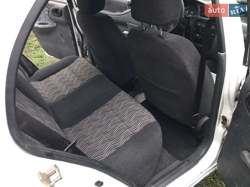 Седан ЗАЗ Lanos 2012 в Краснокутске