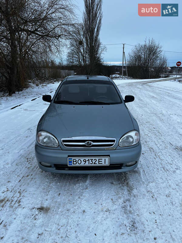 Седан ЗАЗ Lanos 2011 в Копычинце