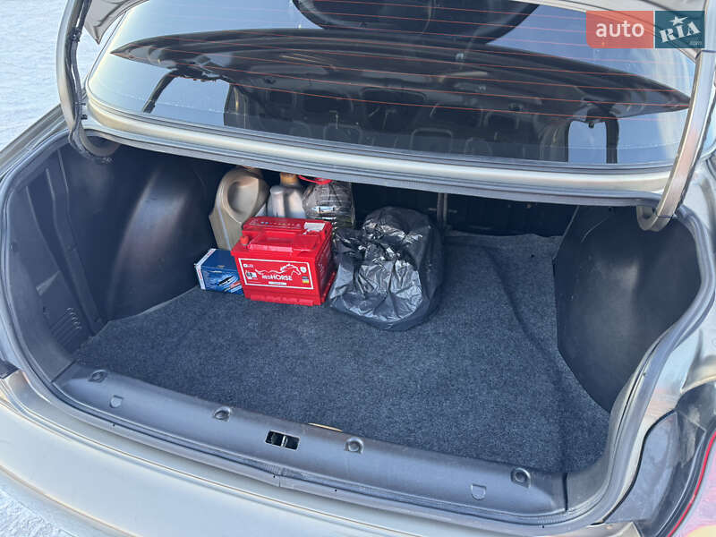 Седан ЗАЗ Lanos 2013 в Києві