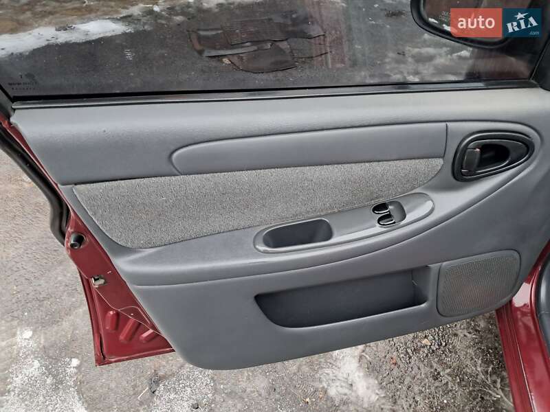 Седан ЗАЗ Lanos 2011 в Могилів-Подільському