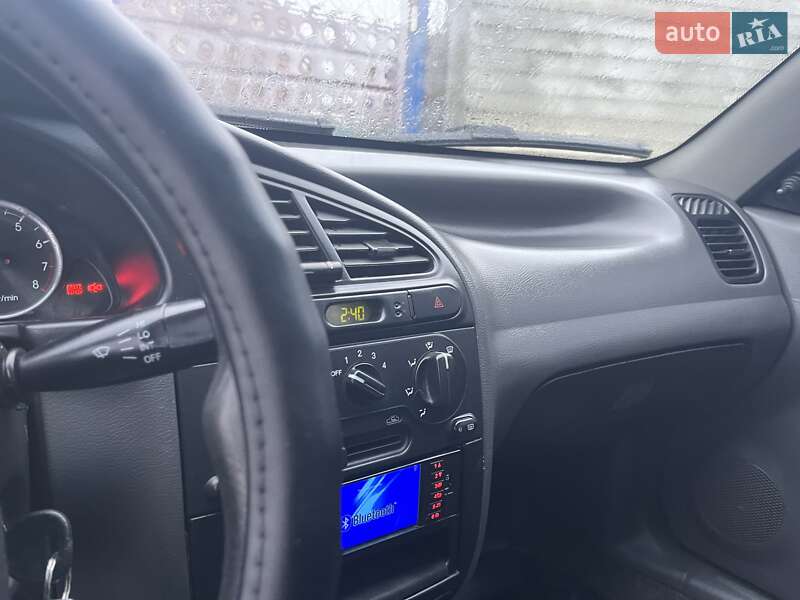 Седан ЗАЗ Lanos 2010 в Николаеве