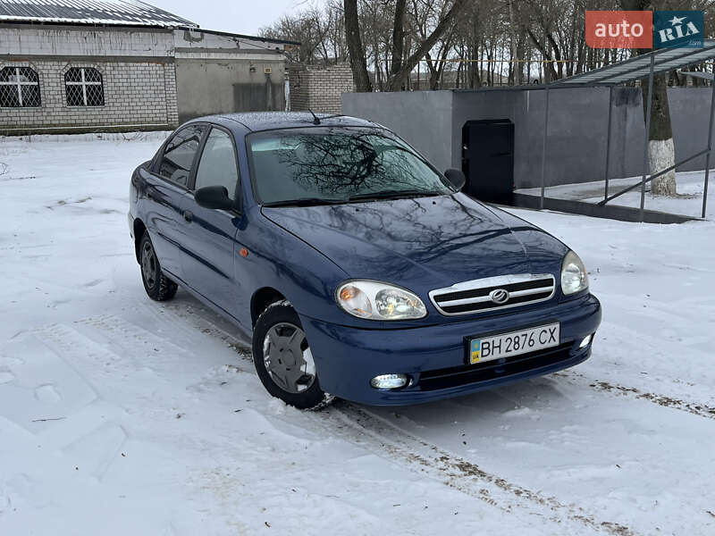 Седан ЗАЗ Lanos 2010 в Одессе