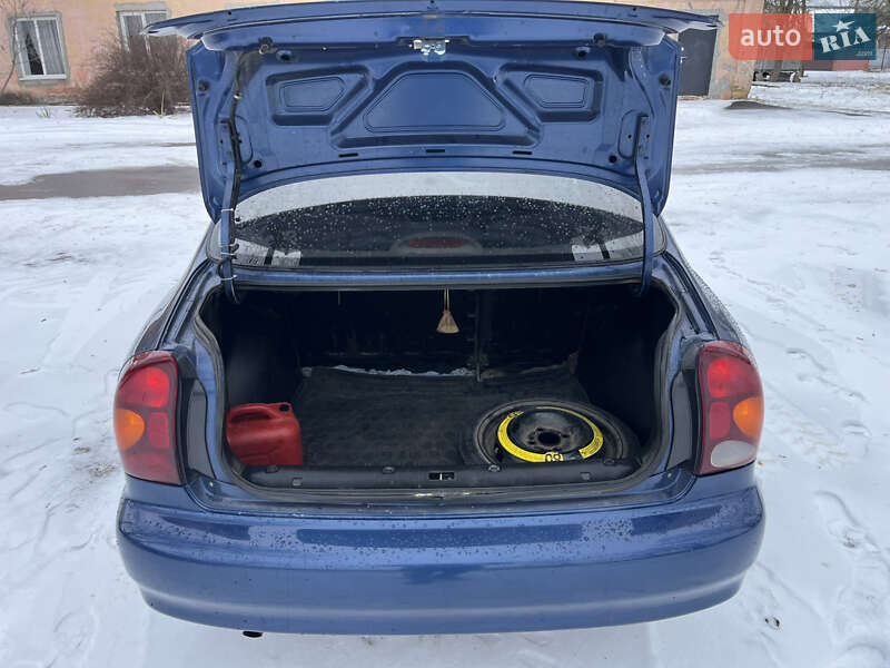 Седан ЗАЗ Lanos 2010 в Одессе