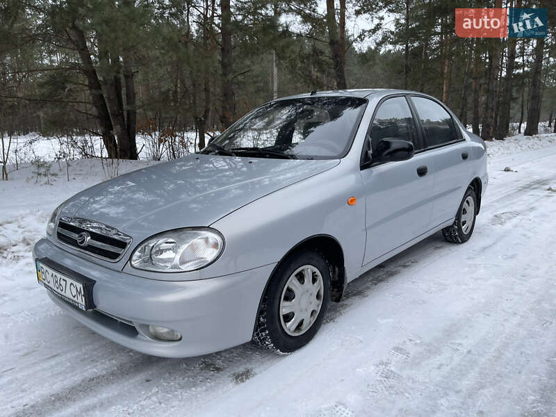 Седан ЗАЗ Lanos 2012 в Славуті