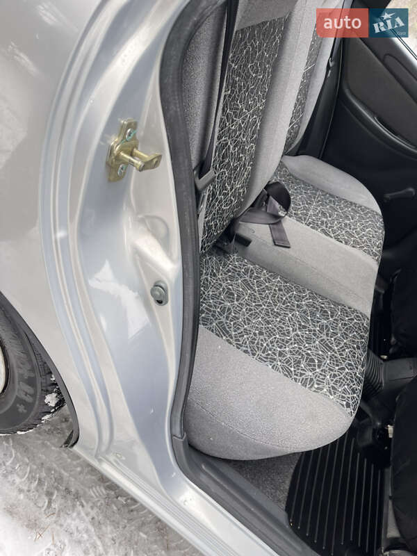 Седан ЗАЗ Lanos 2012 в Славуті