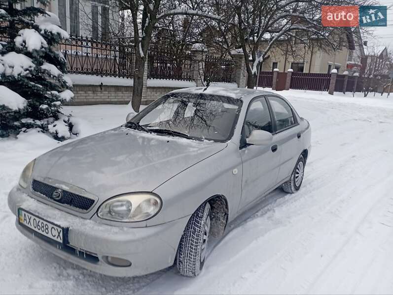 Седан ЗАЗ Lanos 2012 в Киеве