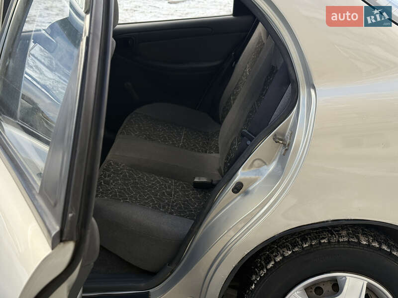 Седан ЗАЗ Lanos 2009 в Днепре