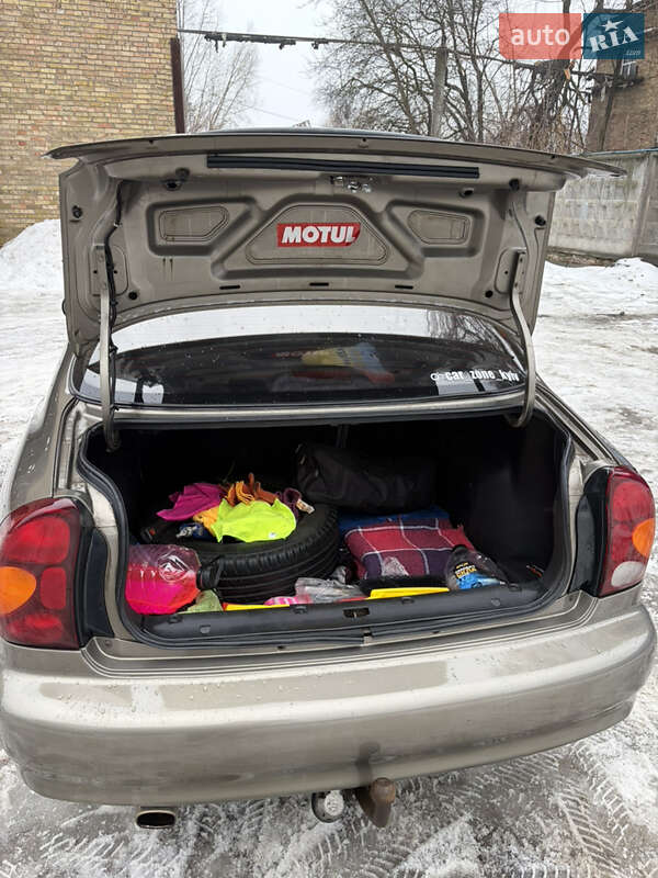 Седан ЗАЗ Lanos 2011 в Киеве