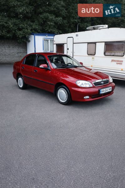 Седан ЗАЗ Lanos 2015 в Чернігові