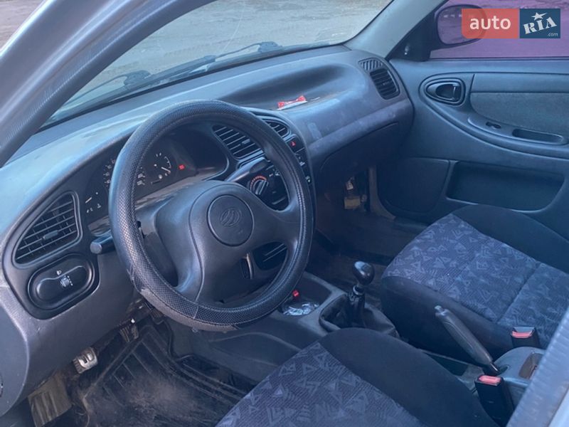 Седан ЗАЗ Lanos 2005 в Озерному