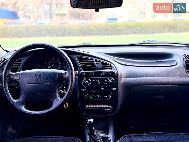 Седан ЗАЗ Lanos 2009 в Ромнах