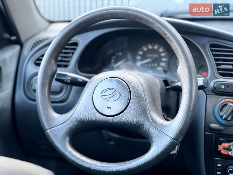 Хетчбек ЗАЗ Lanos 2011 в Миколаєві