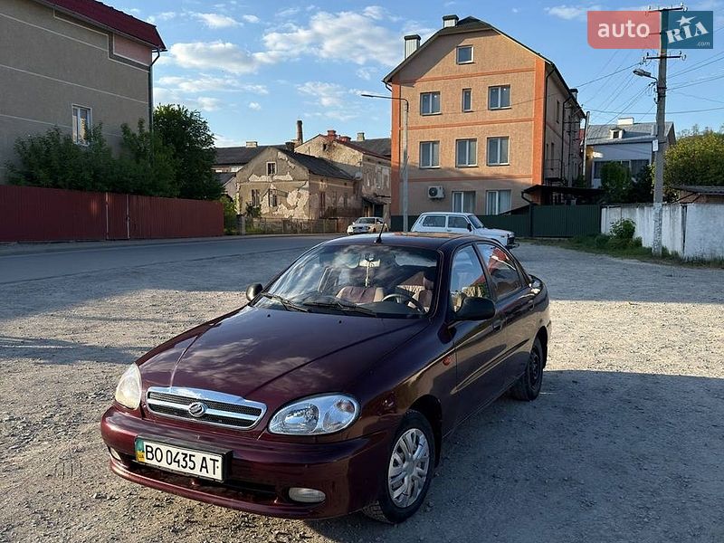 Седан ЗАЗ Lanos 2010 в Чорткове