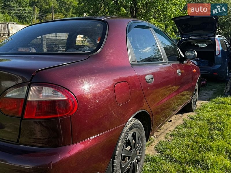 Седан ЗАЗ Lanos 2010 в Каневе