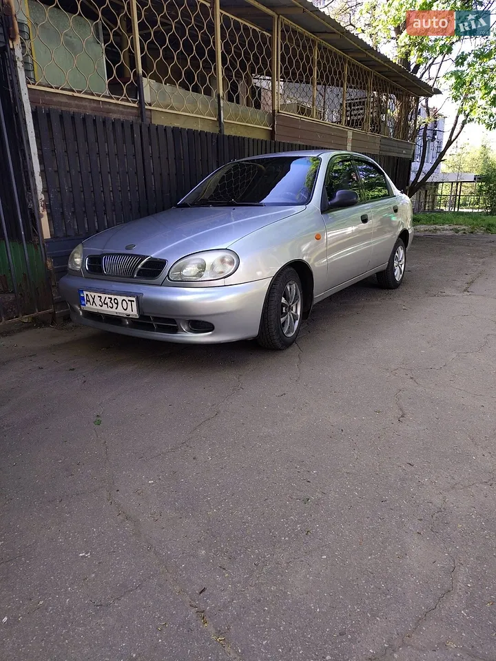 2011 Chevrolet Aveo - мініатюра 17