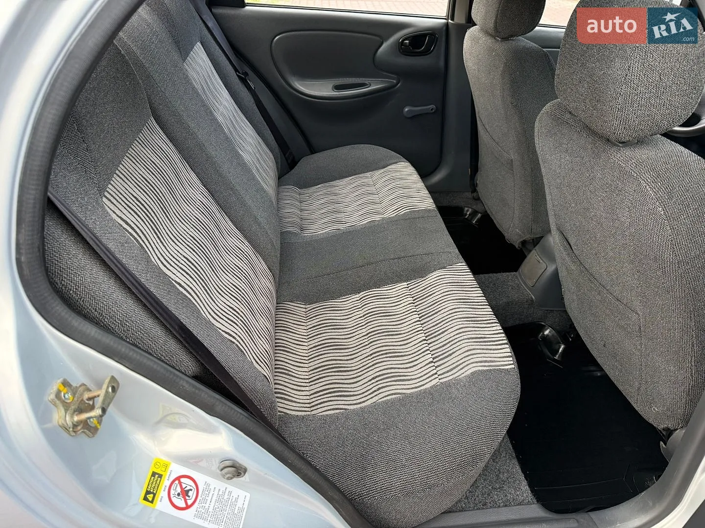 2016 Ford Focus - мініатюра 23