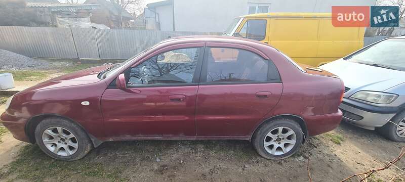 Седан ЗАЗ Sens 2013 в Буске